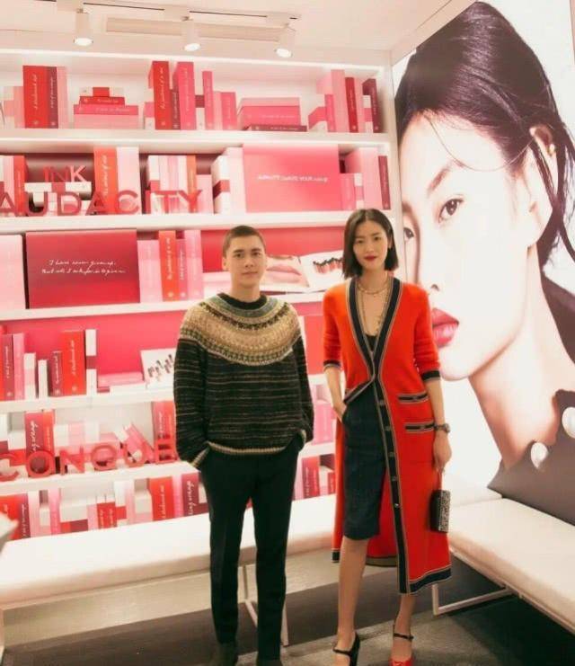 刘诗诗宋茜林允刘雯同场竞艳,李易峰陈伟霆当绿叶,谁状态最佳?
