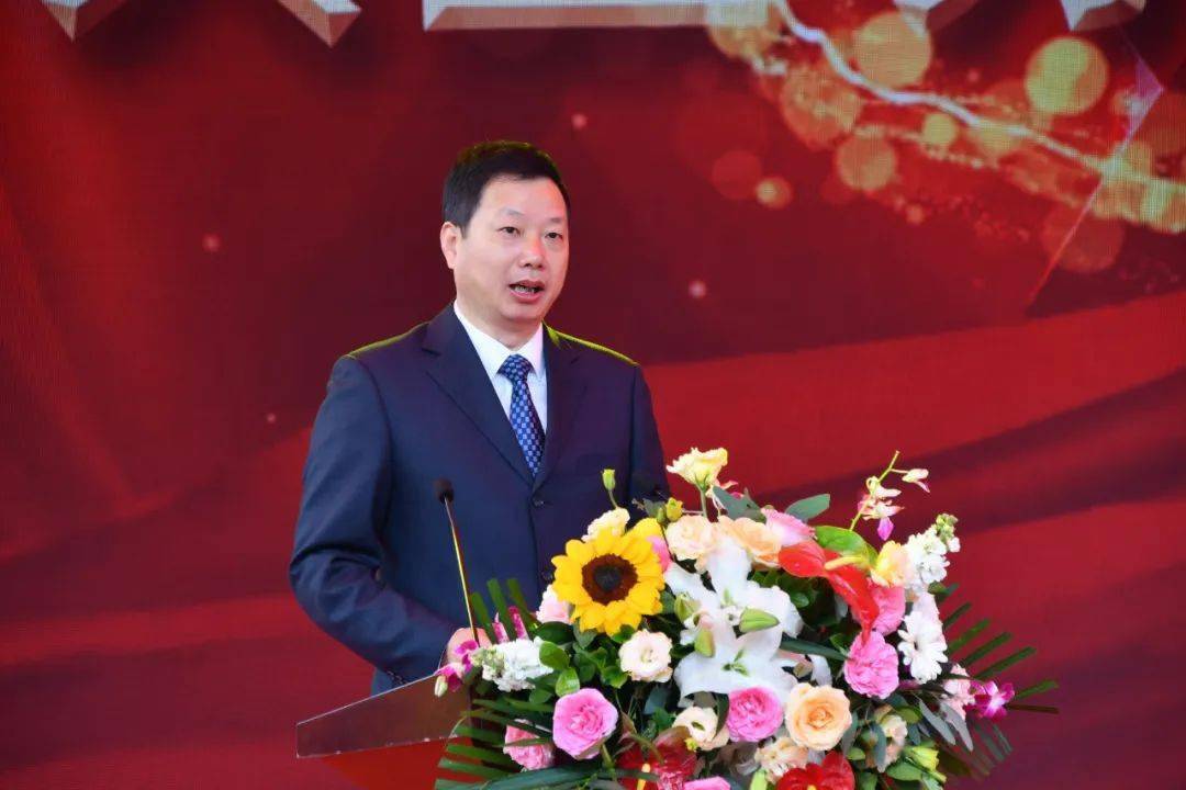 上午9点多 ,沙县区区委书记吴健成致辞并宣布2022年沙县小吃旅游文化