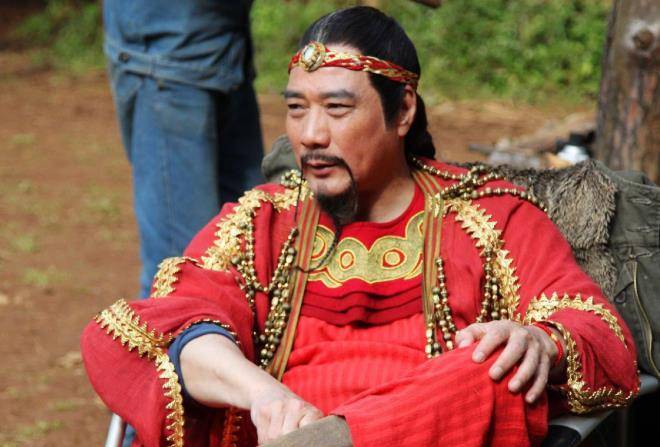 徐少强潇洒爱情:抛弃糟糠恋网红,娶小30岁娇妻,老当益壮!