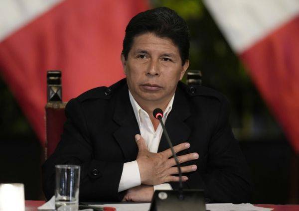 “秘鲁”外媒：秘鲁总统卡斯蒂略遭免职被逮捕副总统博鲁阿尔特接任