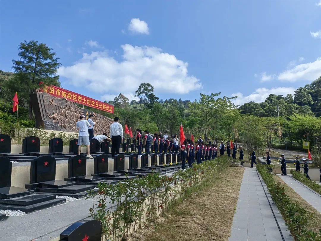 路西小学少先队"红心永向党 主题教育实践活动_少年_少先队员