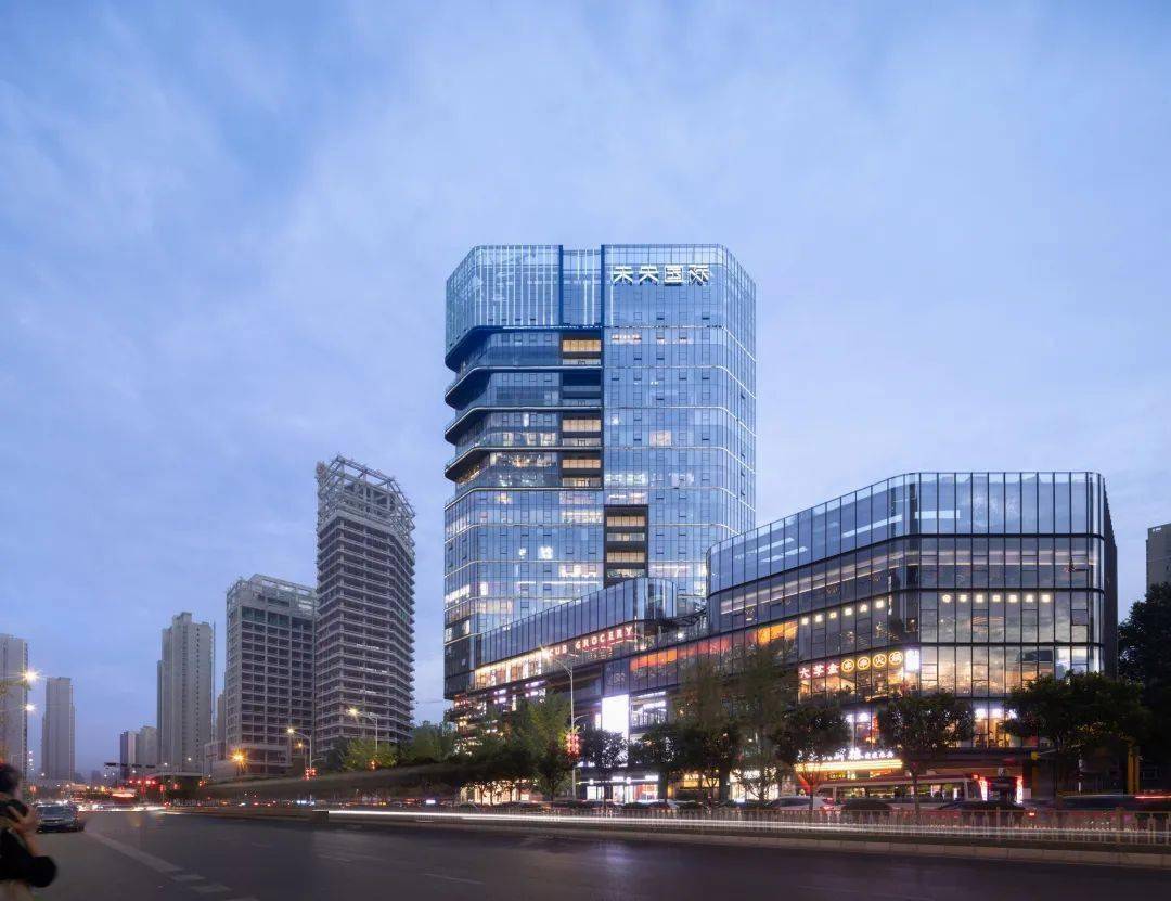 立面图东立面图幕墙大样图# 项目档案#项目名称:西安未央国际设计单位