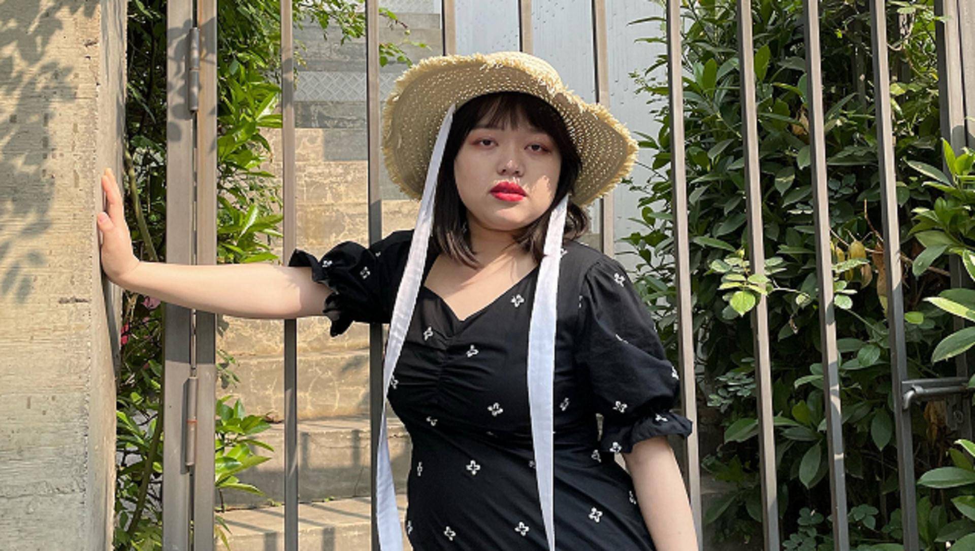 奥黛丽厚本:秃头少女秒变名媛,她怎么从一众美女网红里逆袭?