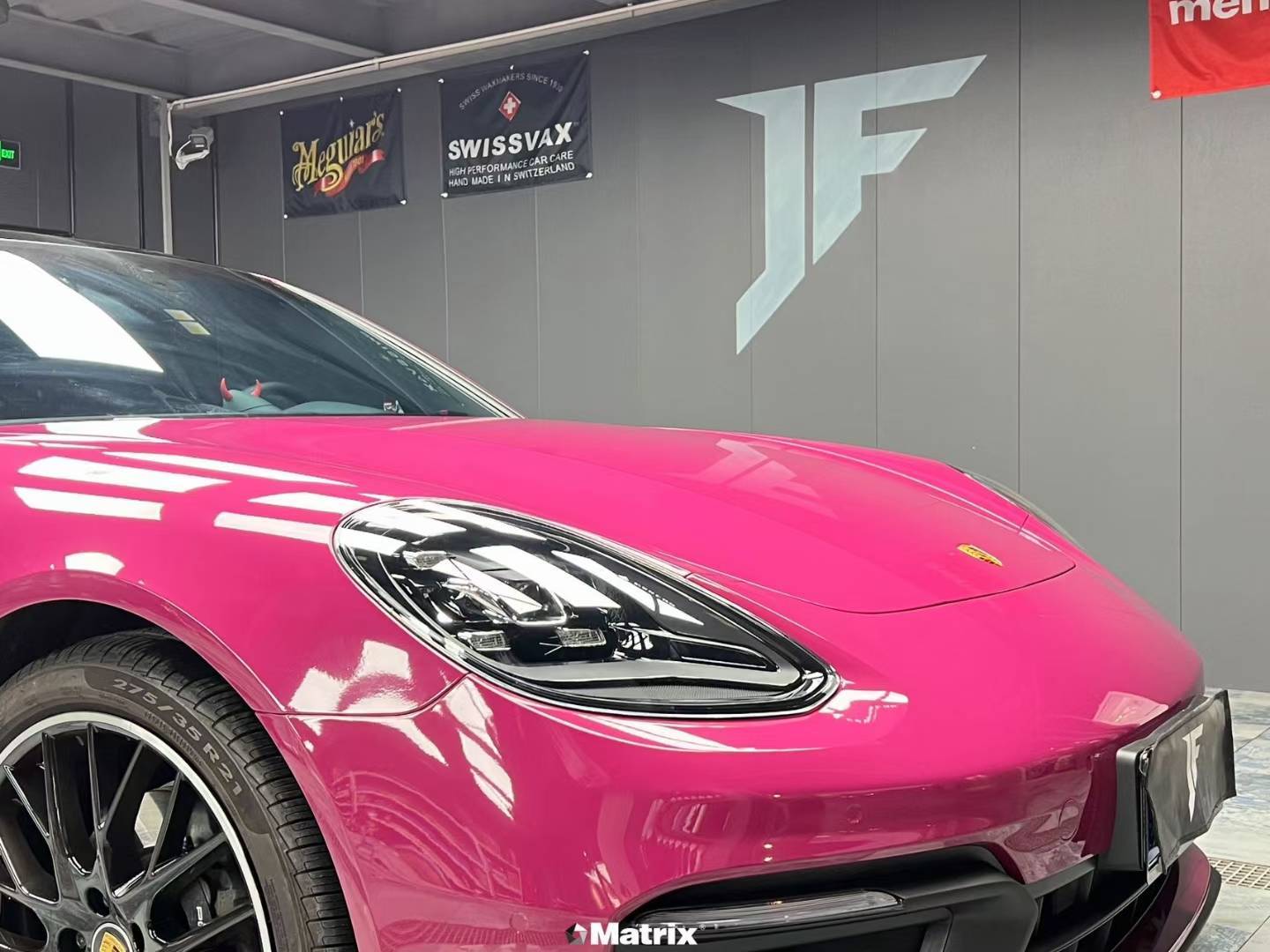 保时捷panamera-矩阵改色膜星光宝石红,浓烈的复古韵味大胆张扬_红色