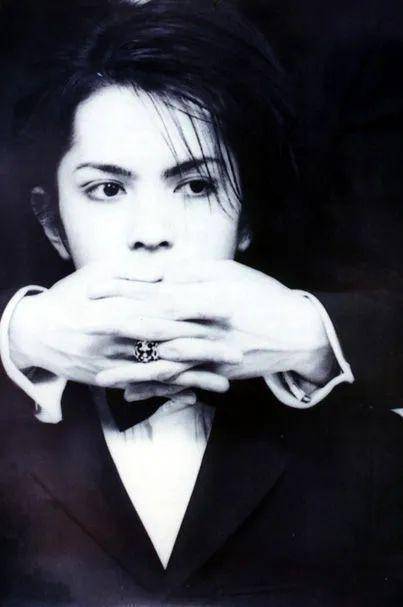 男人美起来也没有女人事啊_张国荣_hyde_女装