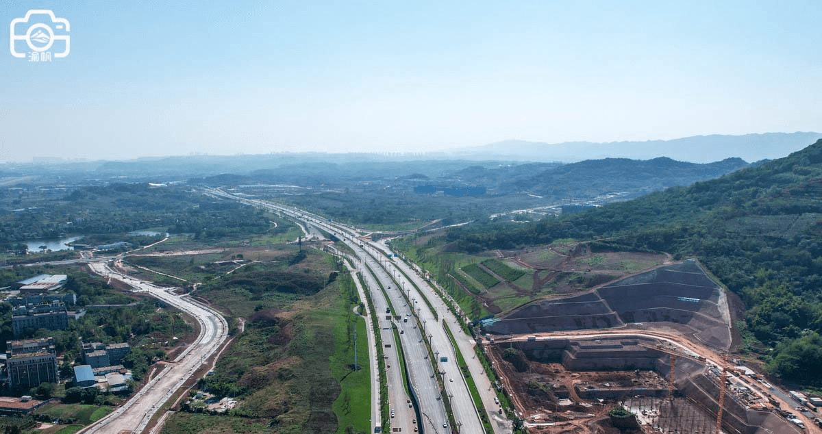 双向十六车道,重庆终于有了一条配得起城市地位的主干道_深南大道