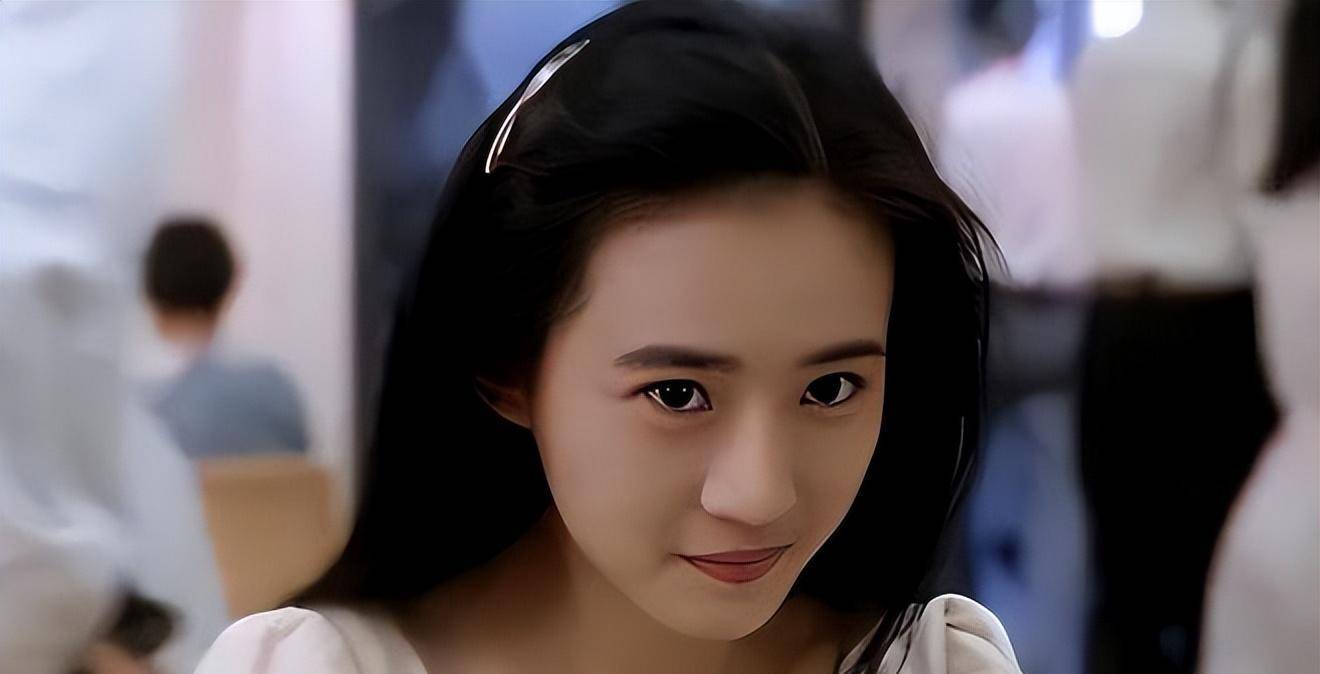 "干净"女星桑妮:拒绝潜规则遁入空门后,现在怎么样了?