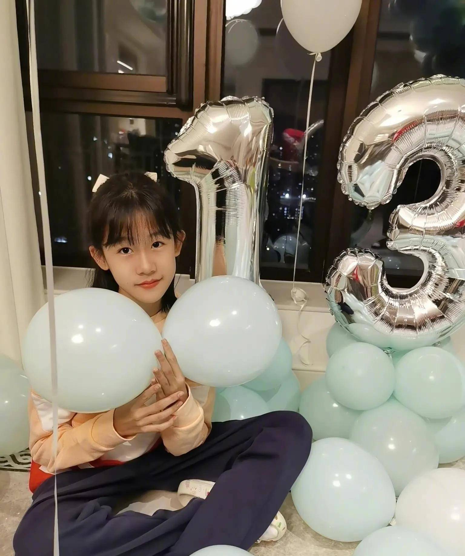 你还记得这些星二代小美女吗?_女儿_黄多多_妹妹