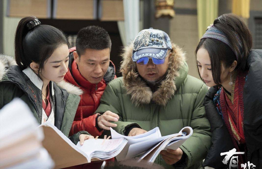 终于公开赵丽颖片场真实状态,颖宝的动作眼神太飒了_电视剧_指导_楚乔