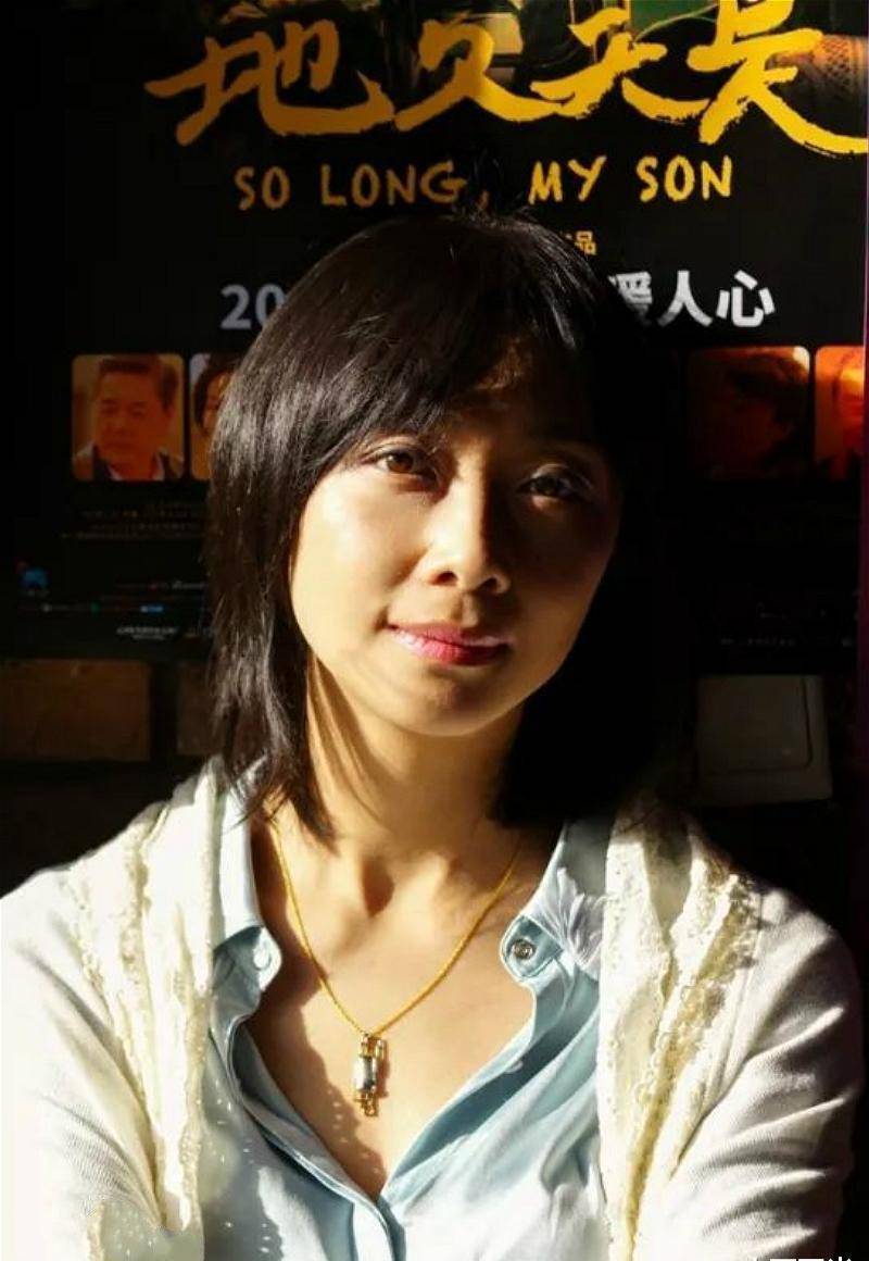 网友:他是活活被逼死的_胡波_王小帅_刘璇