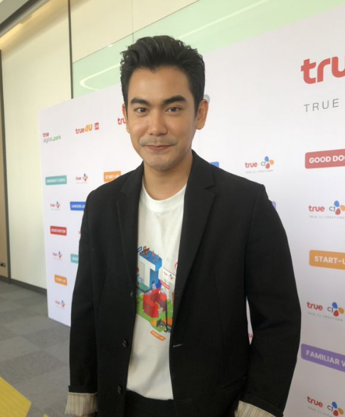 泰星sean分享求婚时刻:打好的腹稿早都忘了,眼泪也流个不停_时候_戒指