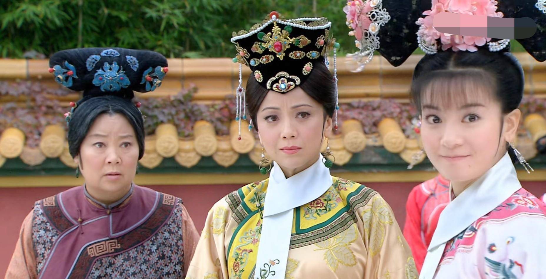 《还珠格格》小燕子"骂"皇后,反被夸有礼貌,到底谁被套路了?