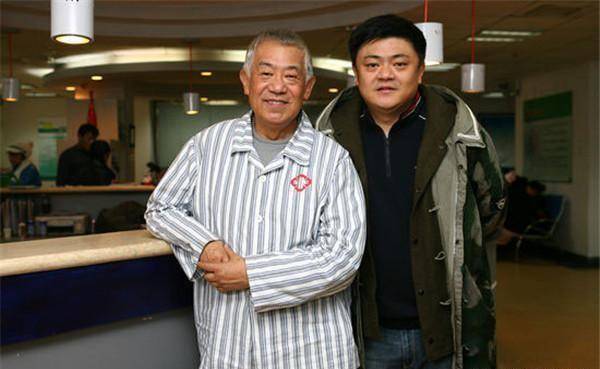 父子俩瞒了大家四十多年,老戏骨高明的儿子,竟是他?_高亮_父亲_话剧