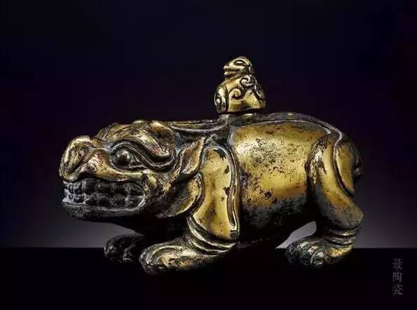 中国　書道具　古銅青銅　饕餮文　鳥鈕　水滴　C　R5111 中国 書道具 古銅青銅 饕餮文 鳥鈕 水滴 C R5111