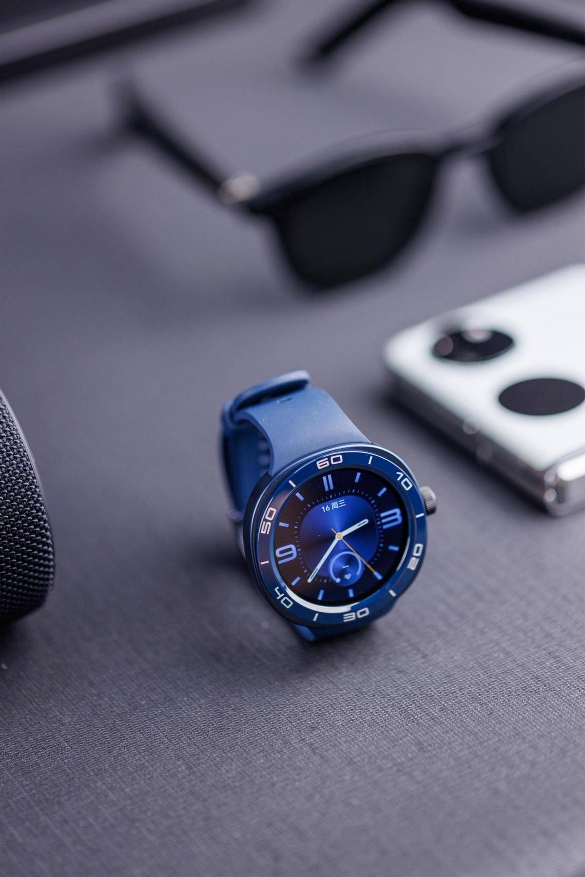 百变不撞款,双十二入手华为watch gt cyber变身潮酷达人