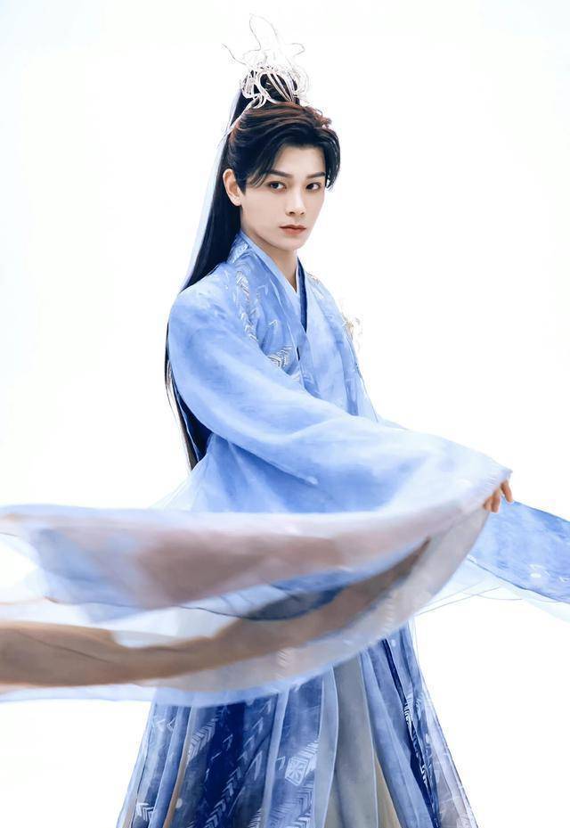 丁禹兮,非典型古装美男,"造型抛脸"～_感觉_风格_形象气质