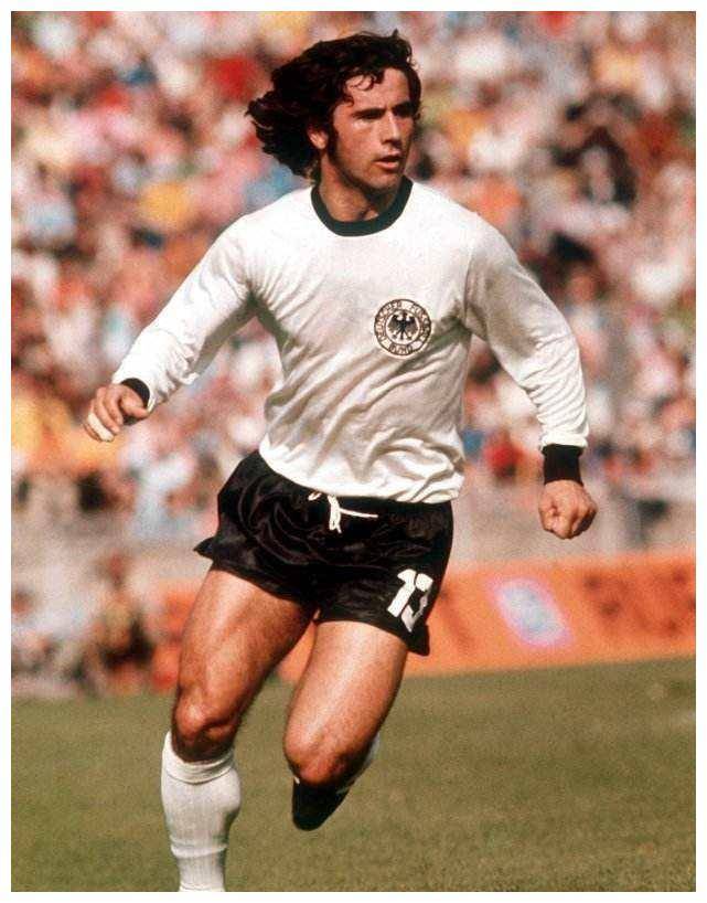 重温世界杯历史,追寻世界杯射手传奇_比赛_巴西_雷米特