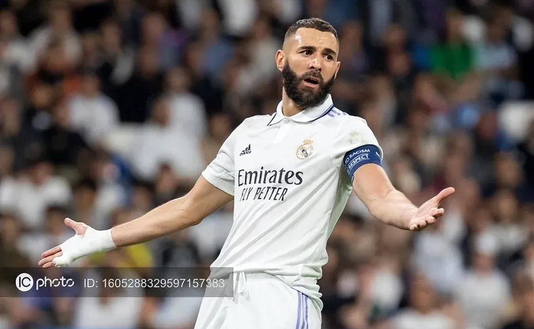 本泽马在训练中意外受伤,法国队宣布让其退出世界杯_球员_皇马_概率