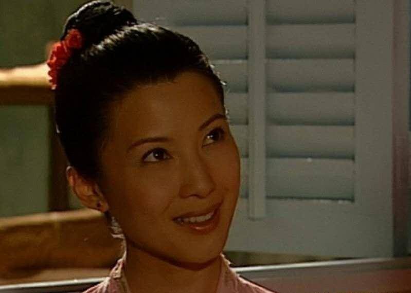 新版《小娘惹》央八开播,港剧配音让人出戏_电视_剧中_文化