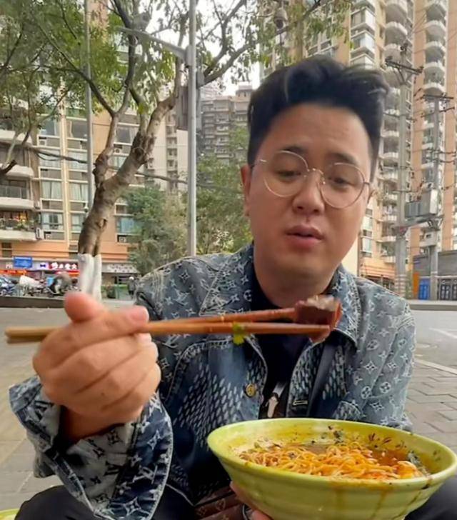 被官方点名之后,大logo再次体验豪华套餐依旧爆赞_直播_炸鸡_美食