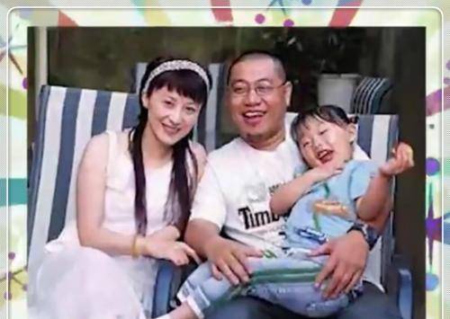可云徐露,当红时与相识7天陌生人结婚,今一家三口