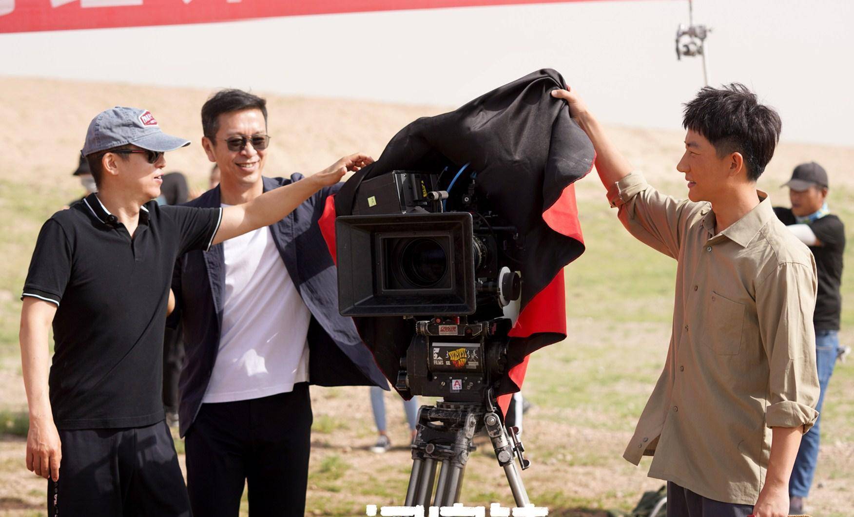 孙墨龙,编剧团队则由高满堂任总策划,王三毛,未夕,小倔,磊子编剧,这样