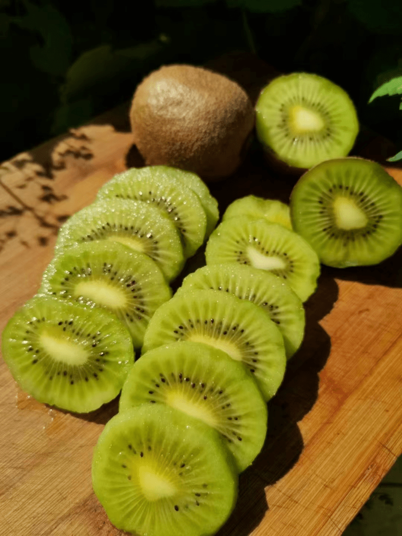 >>立即预定  ---------徐香猕猴桃实拍图猕猴桃吃法part1放熟吃