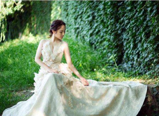 让很多人没有想到的是,在剧中有点肉肉的林凤,居