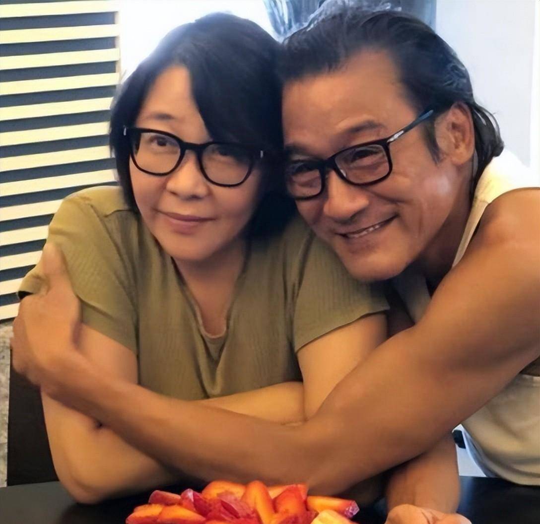 梁家辉:婚姻不就是要一生一世么?_江嘉年_时候_男人