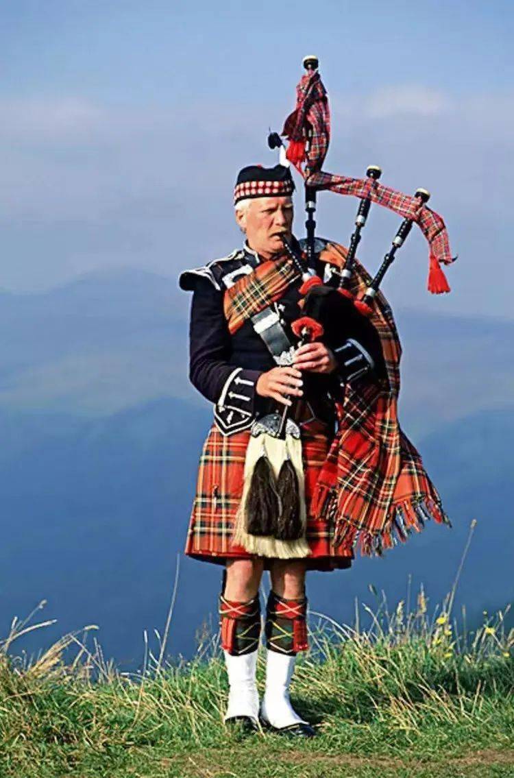 【红绿格调】—苏格兰风的前世今生_地址_面料_kilt