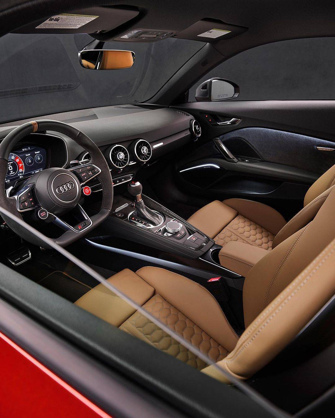 快来挑奥迪tt rs的车身和内饰颜色!记得贴xpel_搜狐汽车_搜狐网