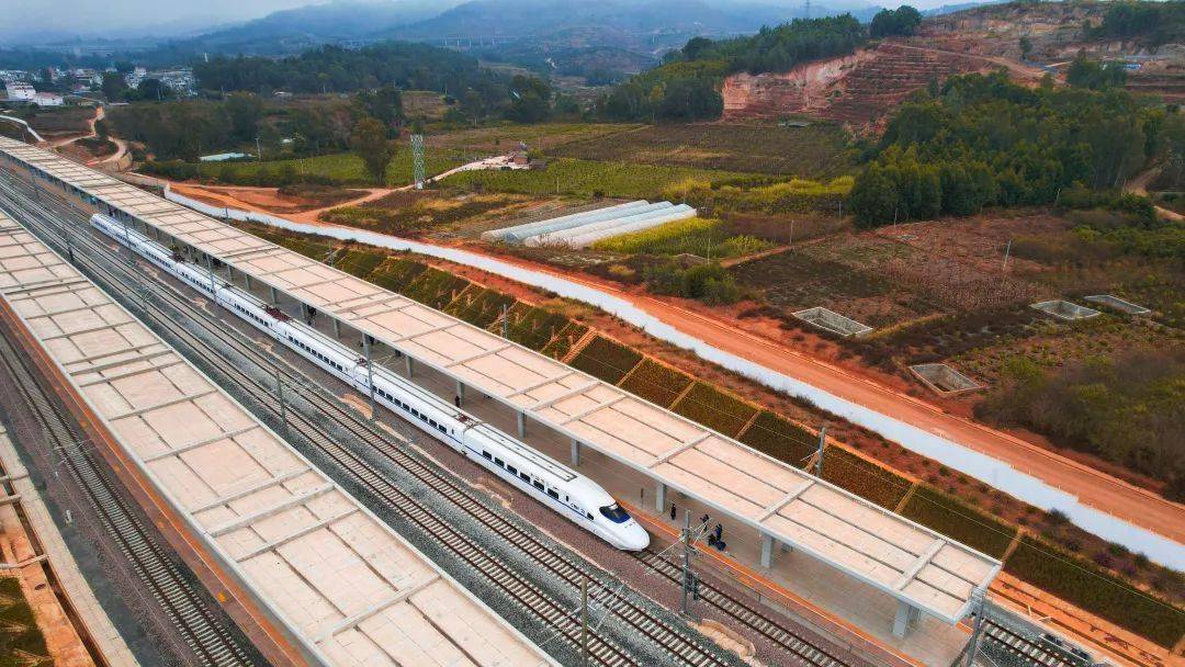 弥蒙高铁——这是一条领跑跨越的发展之路_铁路_红河州_建设