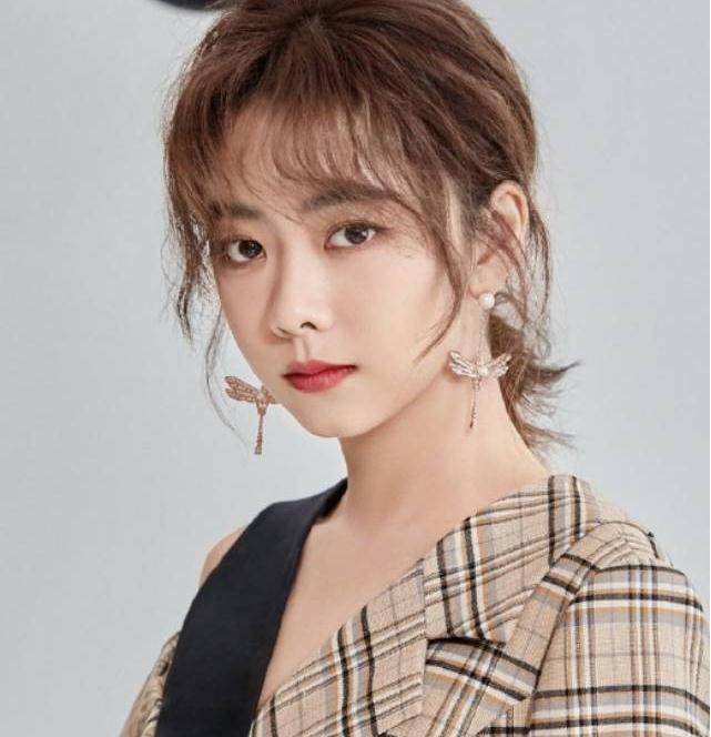 谭松韵拿下最佳女演员,这样的女孩谁不爱?_台词_演技_娃娃脸