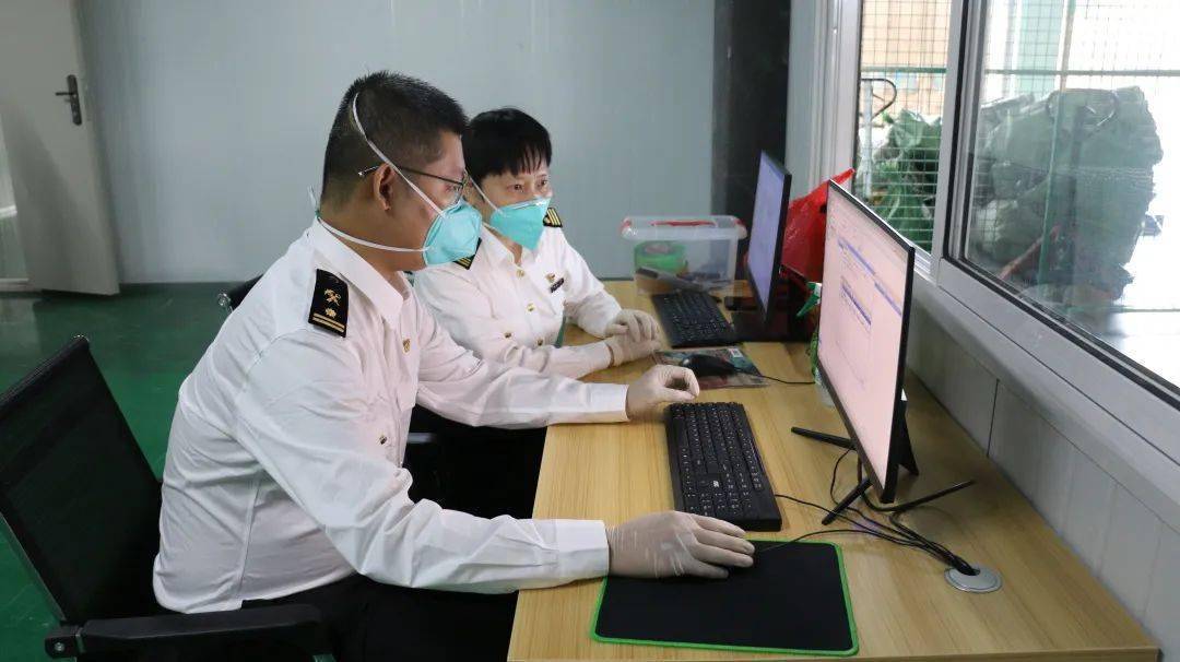 河口海关助力中国―东盟(河口)跨境电商园区首票跨境电商货物出口