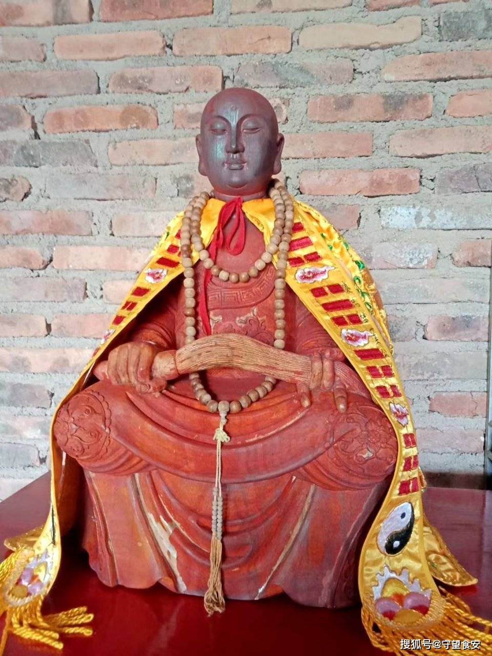 冬月二十七是董公真仙诞辰日,董公真仙又称董公真人,姓董名伯华,南朝