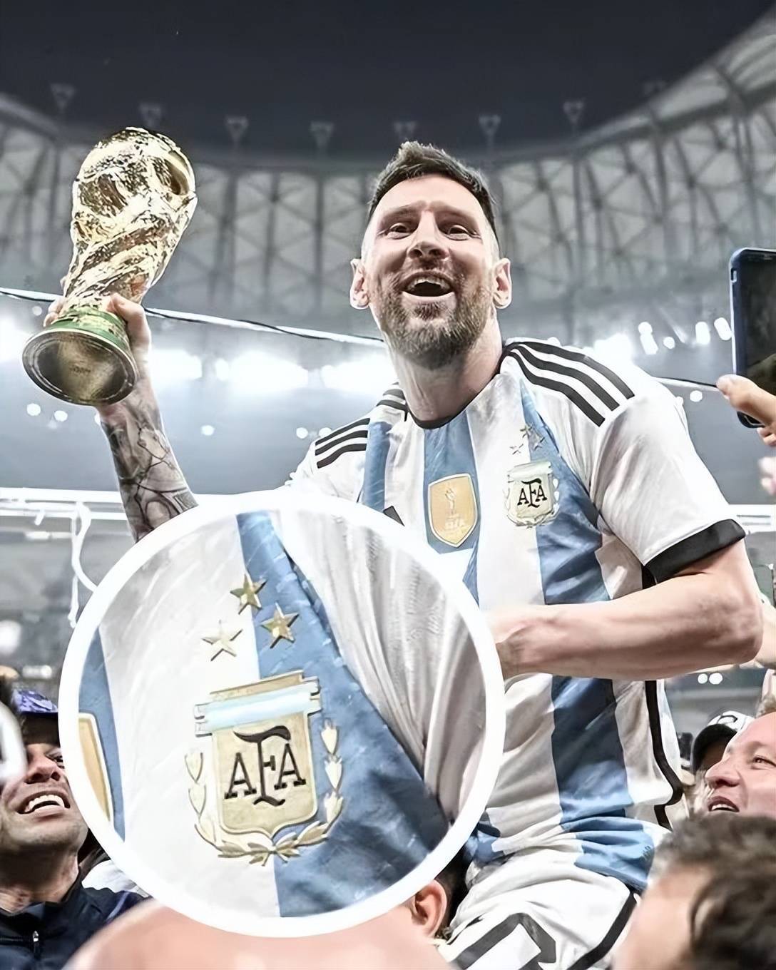 阿根廷夺冠，球王梅西加冕！义乌提前生产冠军球衣已经预示一切？