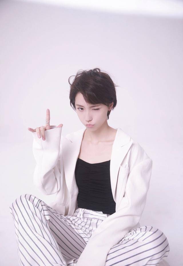 《爱情公寓5》诸葛大力到底有多火?