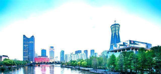 江苏面积第一大城，相当于2个苏州，却不是南京和徐州
