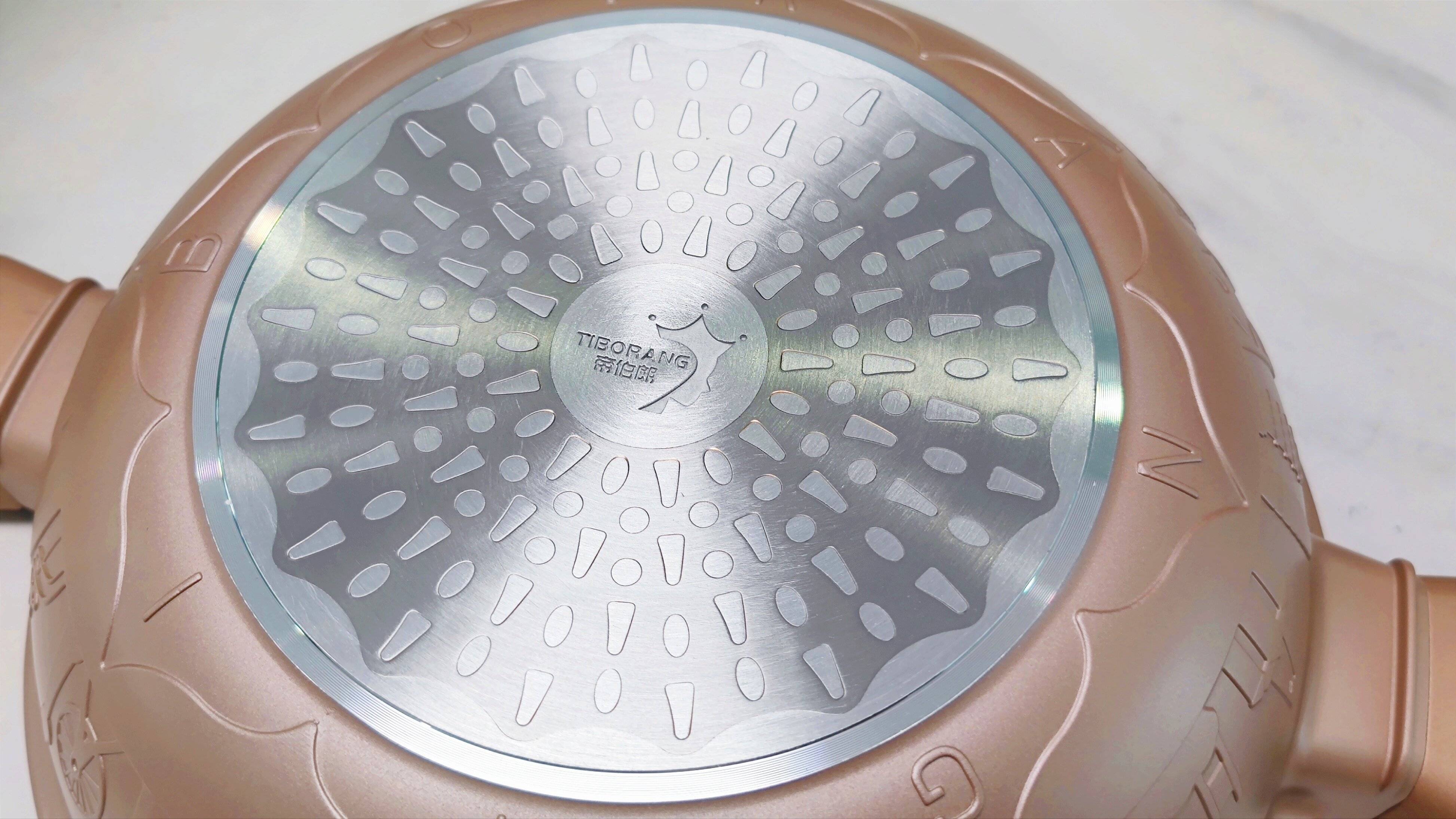 帝伯朗八合一浮雕多用锅,颜值实力并存!_设计_锅盖_不粘锅