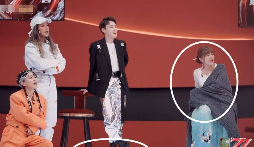 弦子当场失落哭了,姐姐们的反应却实力圈粉_阿兰_节目_吕一