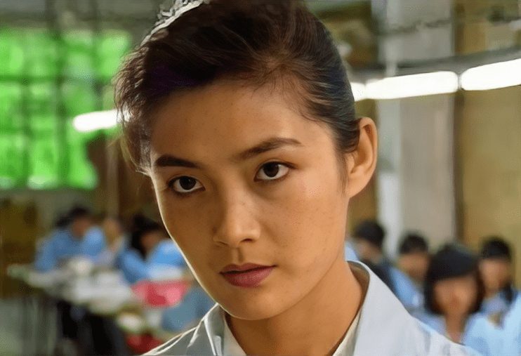 李婷:隐瞒病情独自抗癌9年,葬礼上前夫张子健与女儿哭成泪人_王茜