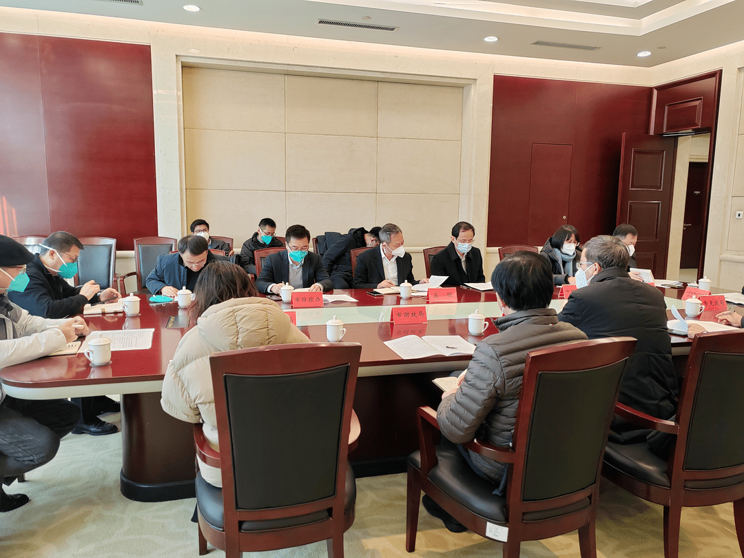 应急医疗物资保障组工作会议,市经信局张世方局长,屠炯副局长参加会议