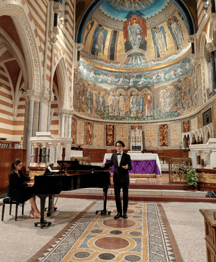 【意·活动】《不忘初心》旅欧男高音周艺独唱音乐