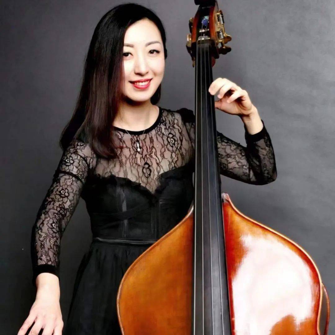 肖阳珠影乐团低音提琴演奏员毕业于星海音乐学院管弦系,现任广东珠影