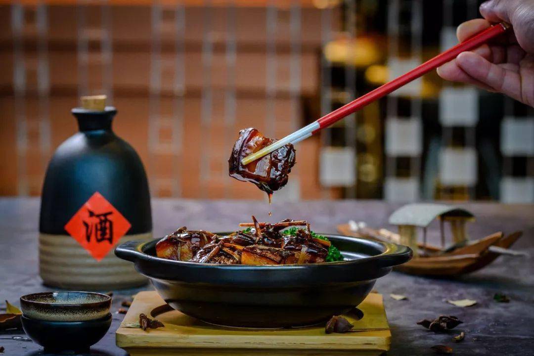 带娃嗨玩国际级卡丁车赛道,睡韩寒同款赛车场酒店!_餐厅_绍兴_laris