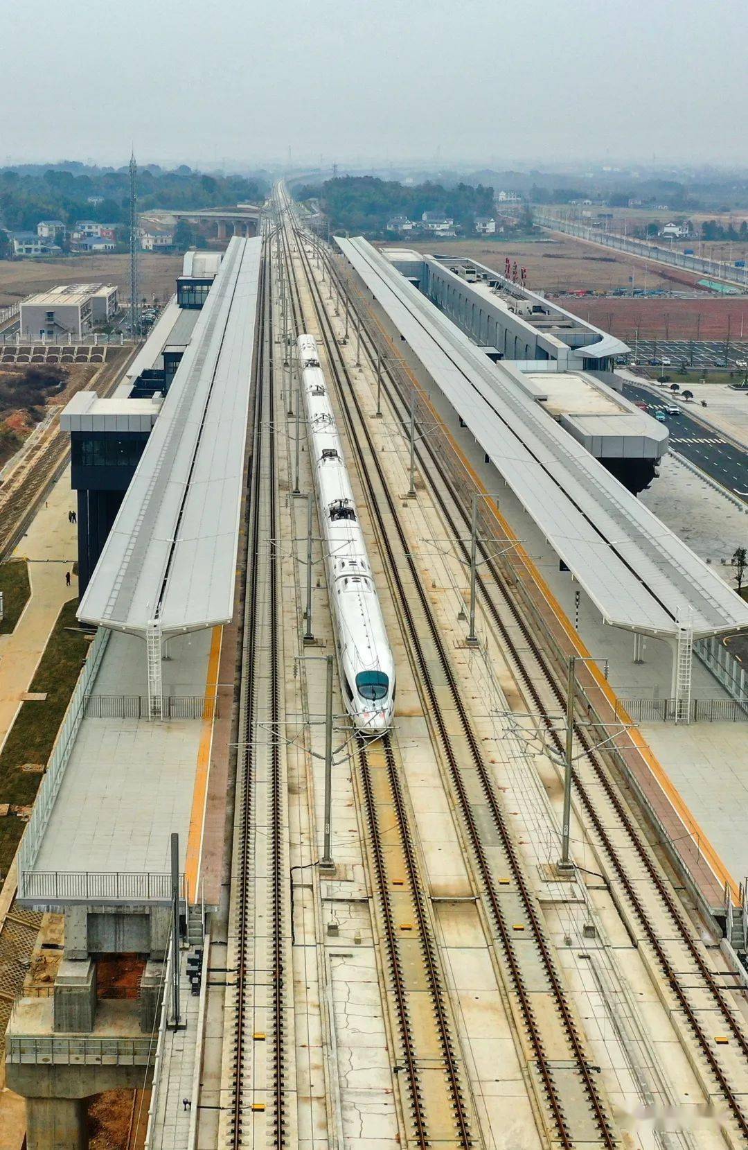 常益长高铁"成长"记