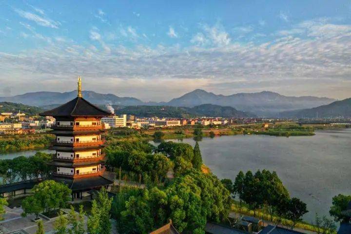 嵊州团旅游（嵊州旅游团有哪些） 嵊州团旅游（嵊州旅游团有哪些）《嵊州旅游团电话号码》 旅游攻略