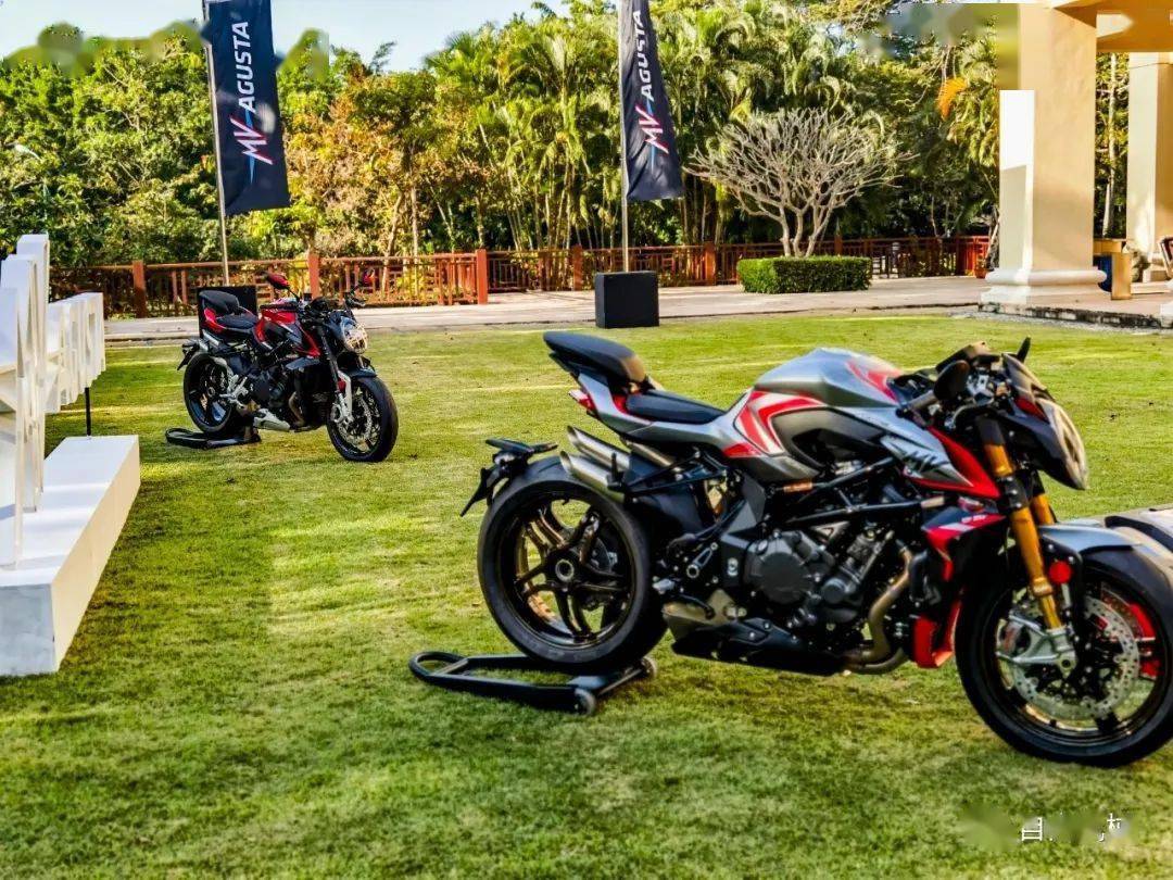 奥迪rs e-tron gt国内上市/奥古斯塔发布限量版新车brutale 1000纽博