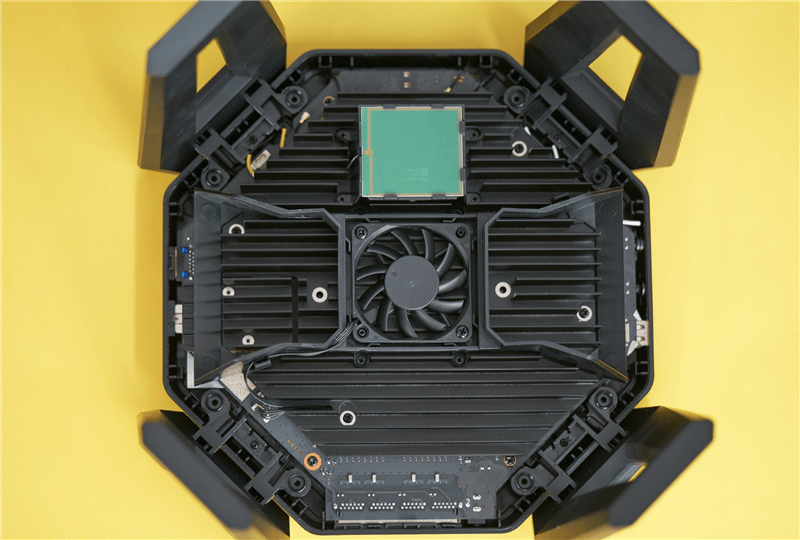 5000元以下它最强！小米万兆路由器评测：还能作为家庭存储中心