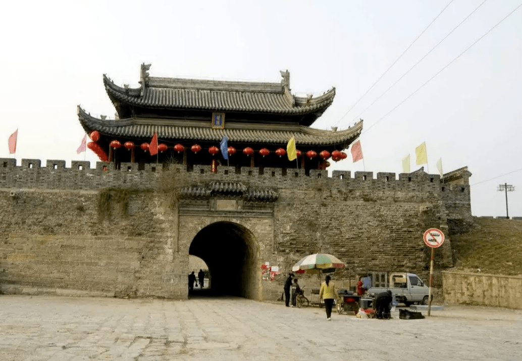 单氏文化：古代城门都是木门，为何攻城时不用火烧城门？_防御_城池_云梯